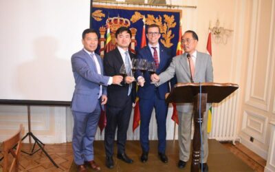 EMPRESAS RIOJANAS PRESENTAN SUS PRODUCTOS ANTE UNA DELEGACIÓN DE REPRESENTANTES CHINOS