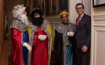 LOS REYES MAGOS VISITARON EL CENTRO RIOJANO DE MADRID