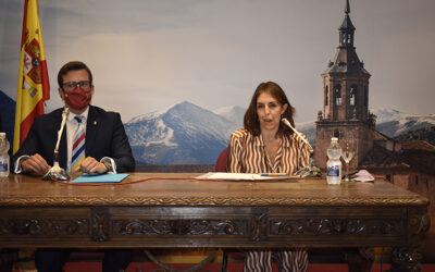 CONFERENCIA DE ROSA FERNÁNDEZ “LOGROÑO 2021: EL AÑO DE LAS LUCES”