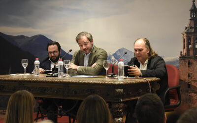 PRESENTACIÓN LIBRO “EN LUGARES COMUNES”