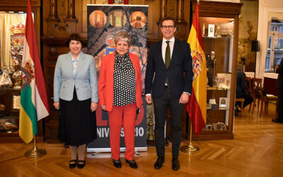 RECITAL DE POESÍA DEL CICLO LA RIOJA POÉTICA. Presentación del poemario de Luz Helena Pérez Duque “CON LA DESNUDEZ DEL ALMA”,