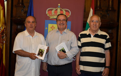 PRESENTACIÓN DEL LIBRO SESENTA VUELTAS