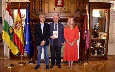 PRESENTACIÓN DEL LIBRO “HISPANIDAD, ESCRITOS EN DEFENSA PROPIA”