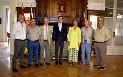 PRIMERA TERTULIA TAURINA “RIOJA Y ORO” DE CAPITAL RADIO  POR LA FERIA DE OTOÑO