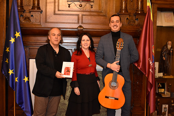 08-marzo-Libro-LA-BAILAORA-INFINITA-1