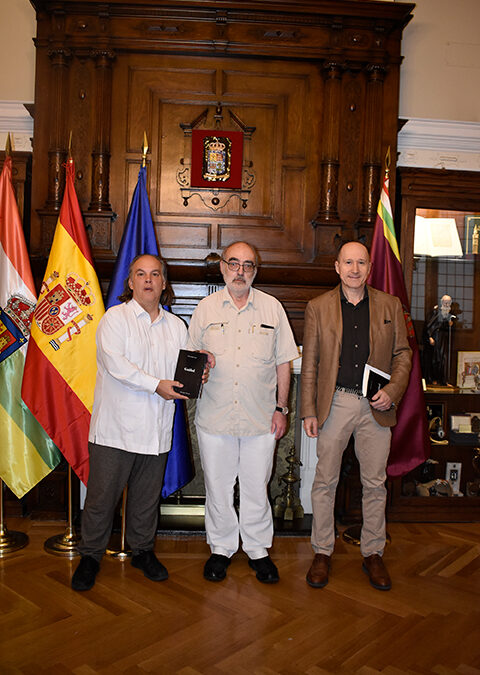 PRESENTACIÓN DEL LIBRO “GUIÑOL”