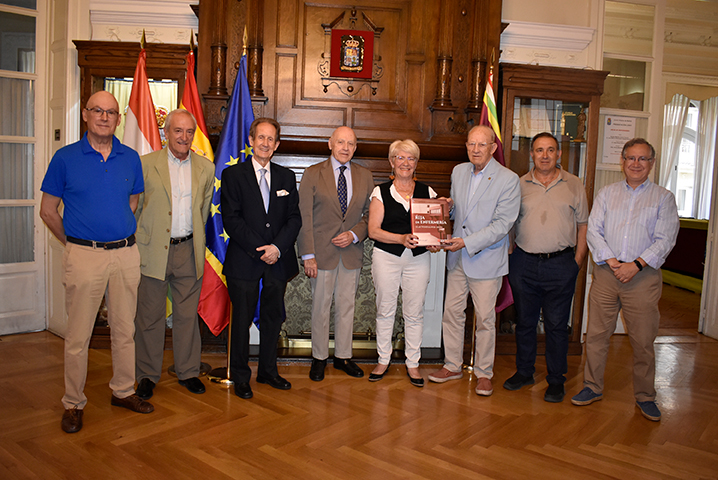 PRESENTACIÓN DEL LIBRO “REJA DE ENFERMERÍA”