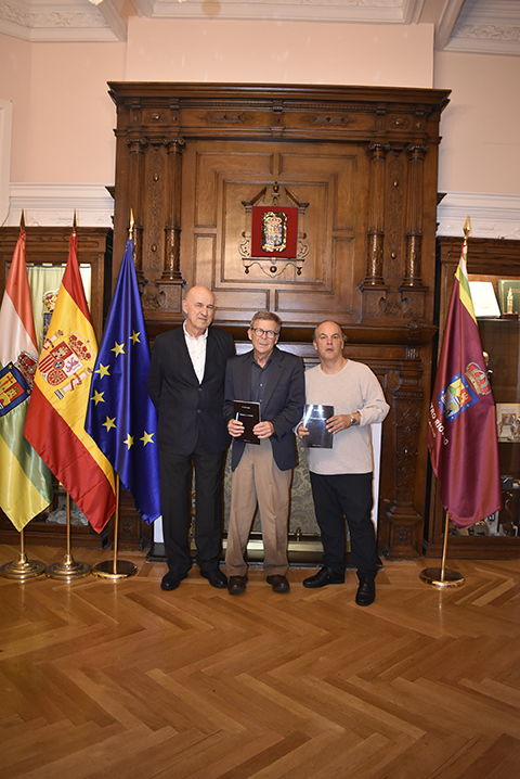 PRESENTACIÓN DEL LIBRO “FRANQUEO EN DESTINO”