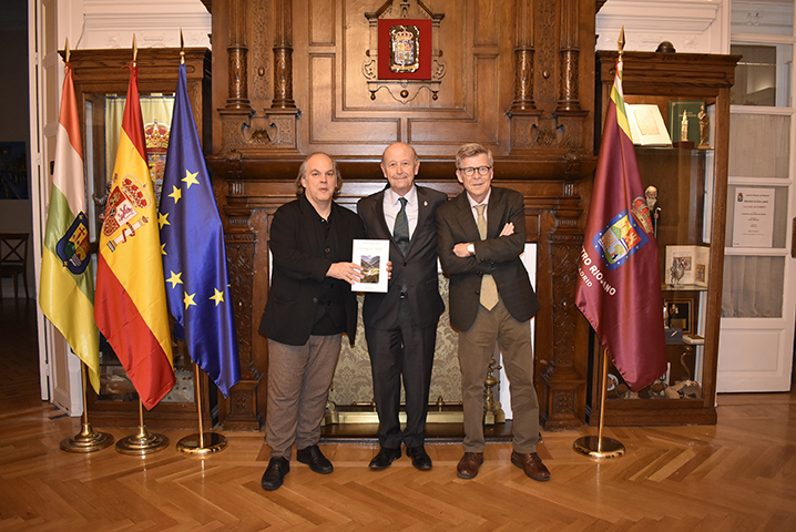 2025 03 14 Libro LA VIDA UN CAMINO Noche de Gala, 30 de noviembre de 2024