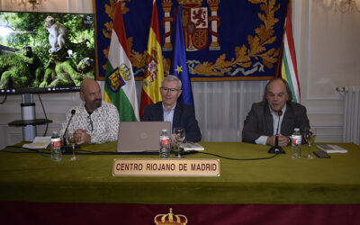 PRESENTACIÓN del LIBRO “LA METÁFORA DE KUNDERA” de José María González Ochoa