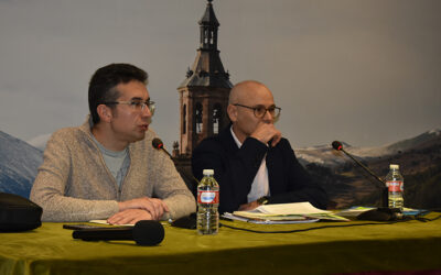 DIÁLOGOS FILOSÓFICOS «¿ES LA IDENTIDAD UNA MÁSCARA VACÍA?”.