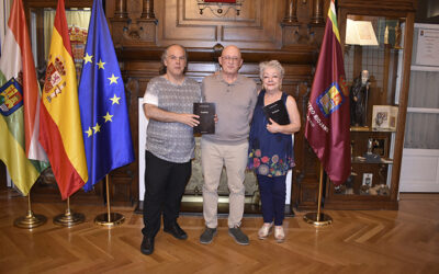 PRESENTACIÓN DEL LIBRO “TRASLÚCIDA” de Fernando Pastor.