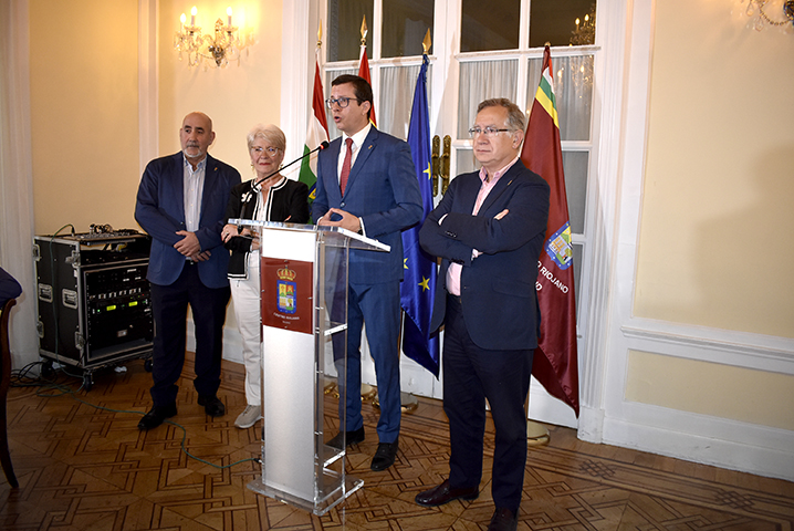 2025 06 03. Foto 1. Zurracapote y merienda riojana Noche de Gala, 30 de noviembre de 2024