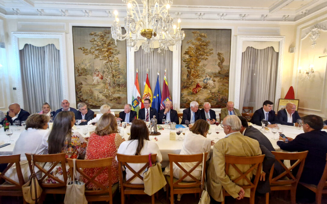 CONCESIÓN DEL XXI TROFEO VESTIDO DE LUCES RIOJA Y ORO