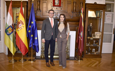 Conferencia y performance: «Liderazgo humano y regeneración emocional en tiempos de presión» por Floriana Mariscotti