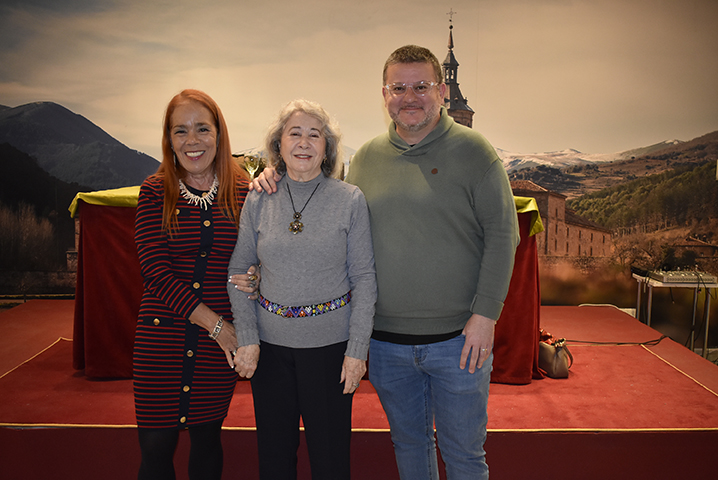 Recital poético: «Tardes de Prometeo» con Elena González y Julio Santiago
